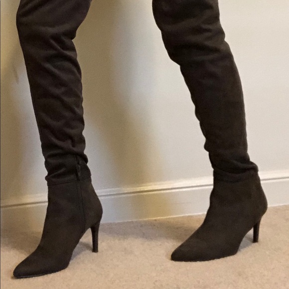 over the knee boots - Picture 4 of 8
